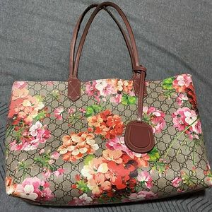 Gucci Bloom Reversible Tote Bag! Authentic!